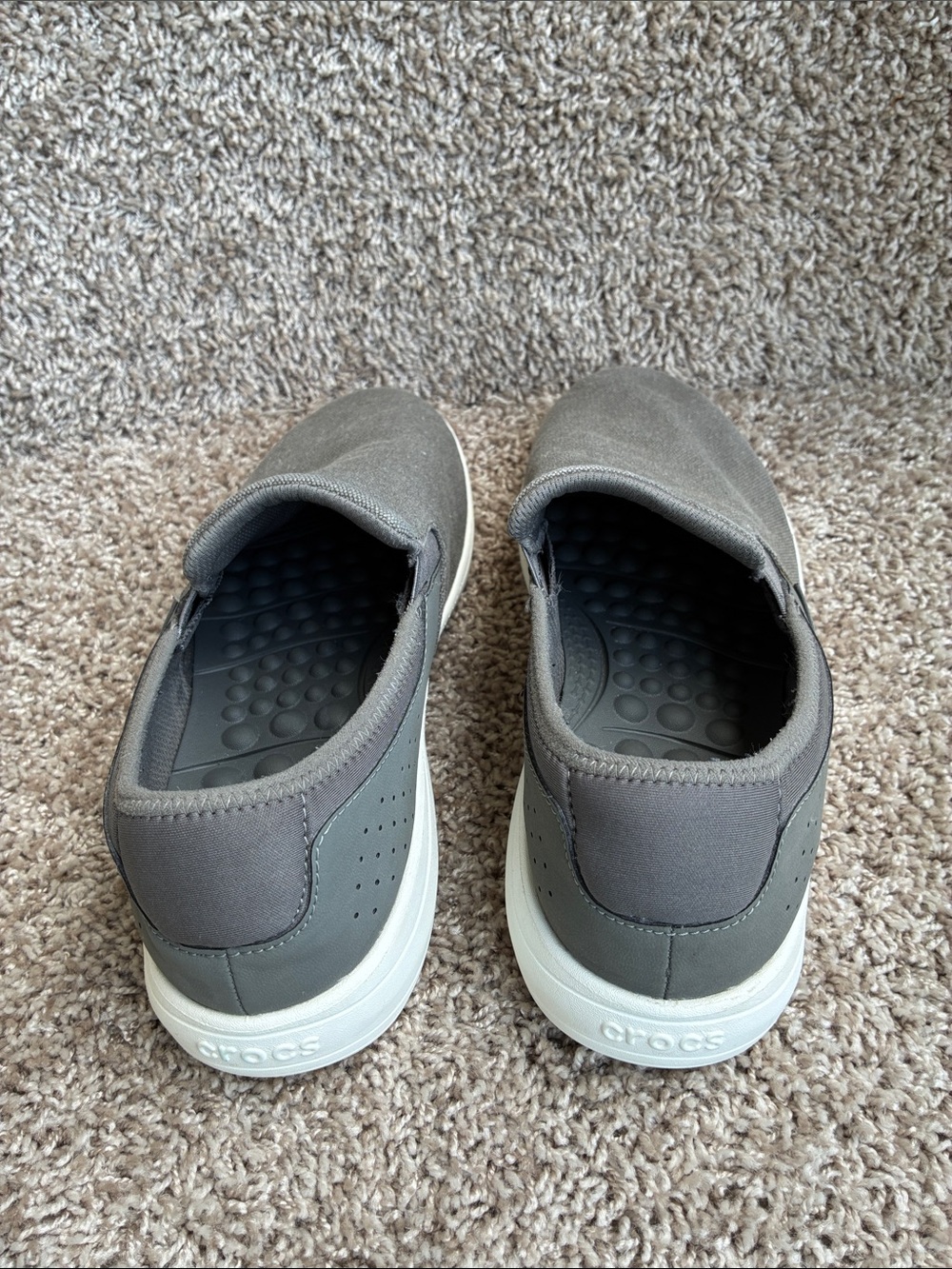 CROCS Men's Reviva Gray Canvas Slip-On Loafers size 11 - Picture 4 of 16